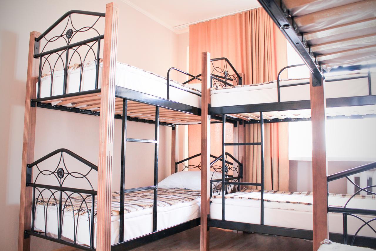 A&S Hostel Minskiy Kiev Exterior photo